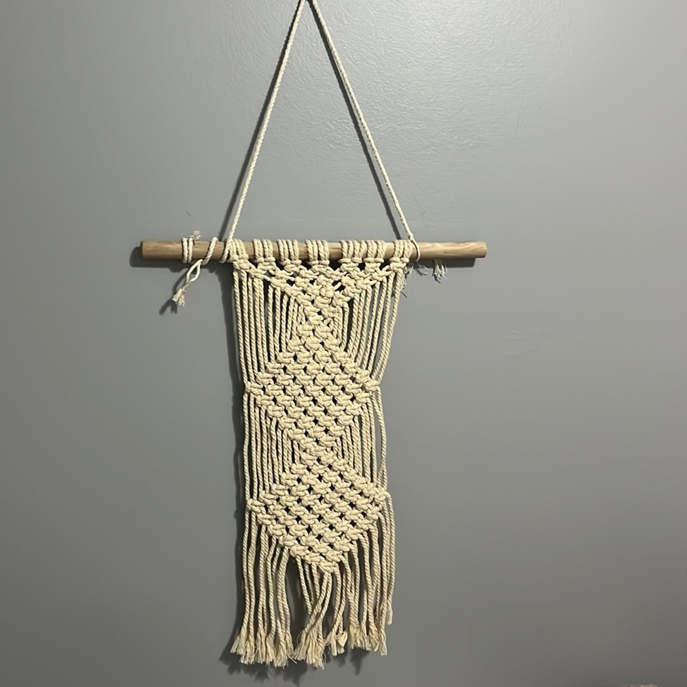 wall hanging decor